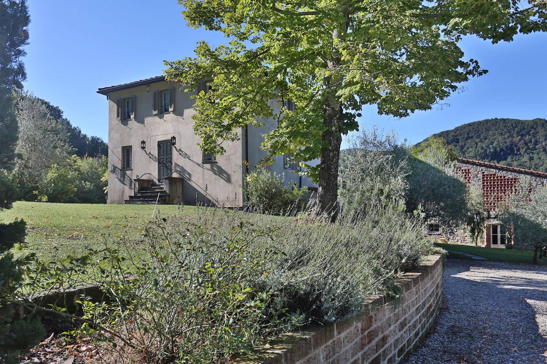 Villa idyllique dans un paysage verdoyant Toscan  - 34