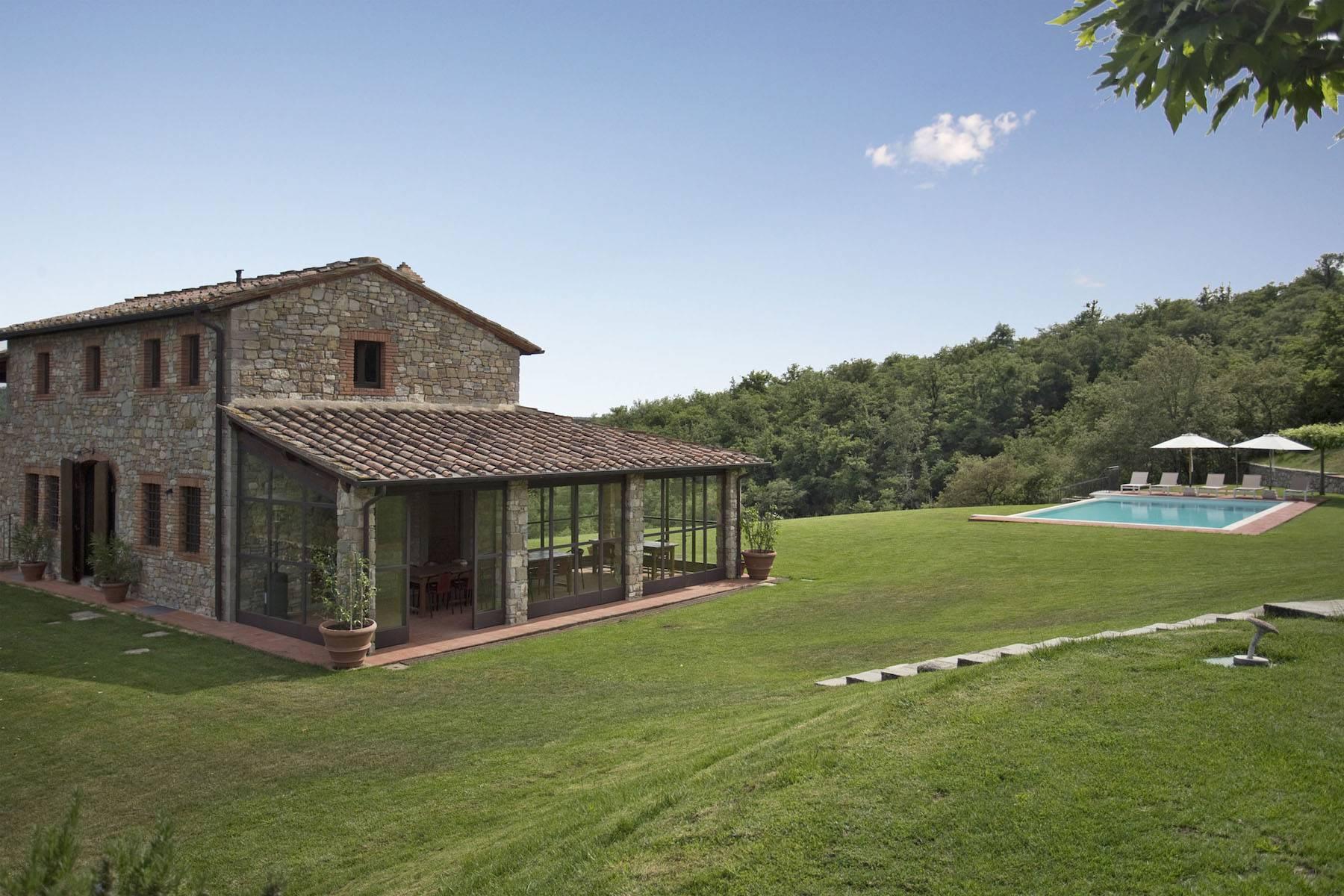 A majestic villa in the heart of Chianti - 25