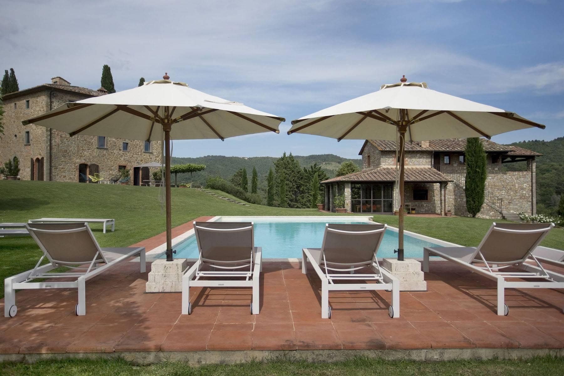 A majestic villa in the heart of Chianti - 27