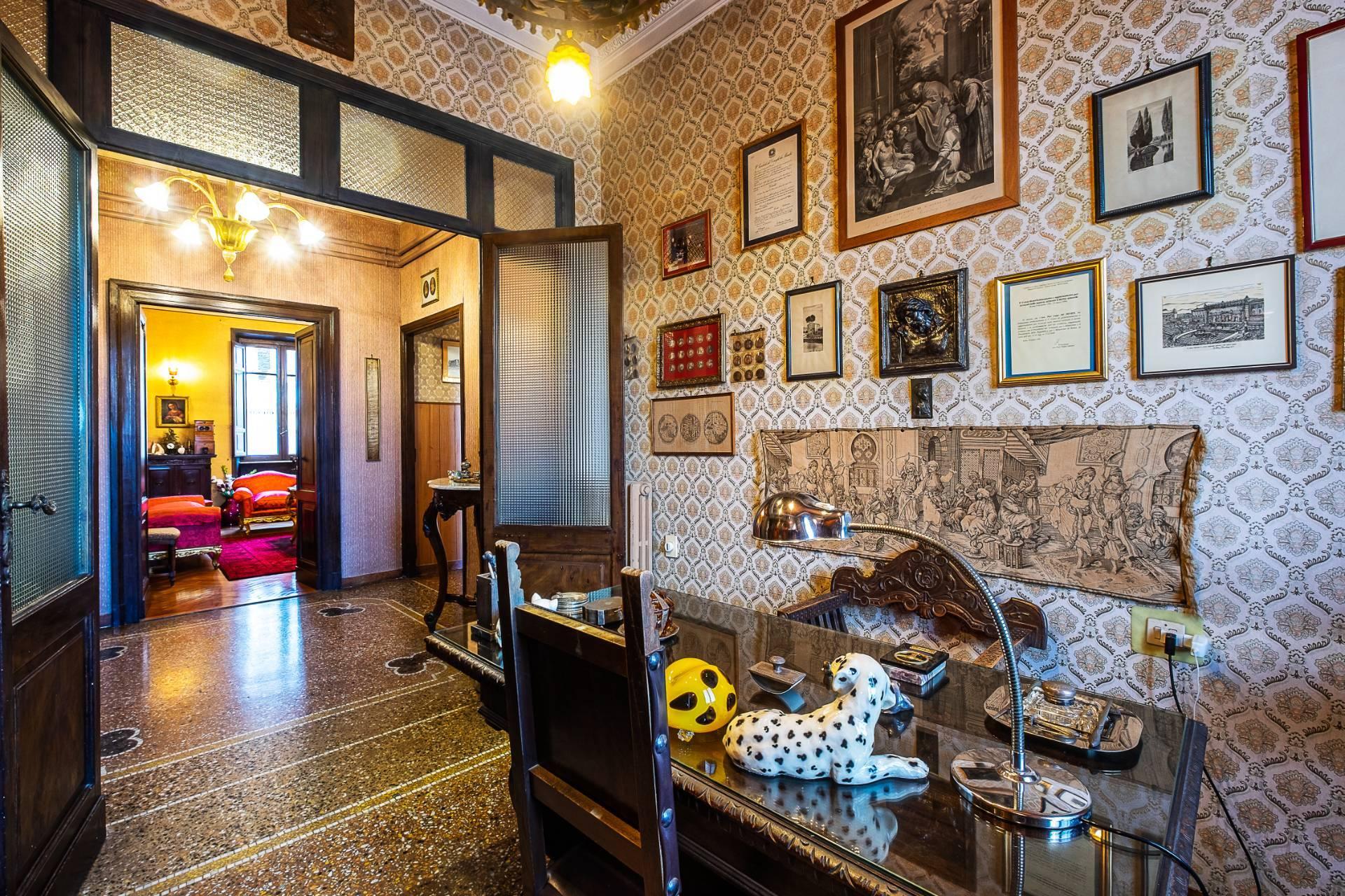 Colle Oppio, elegante appartamento a due passi dal Parco di Traiano - 11