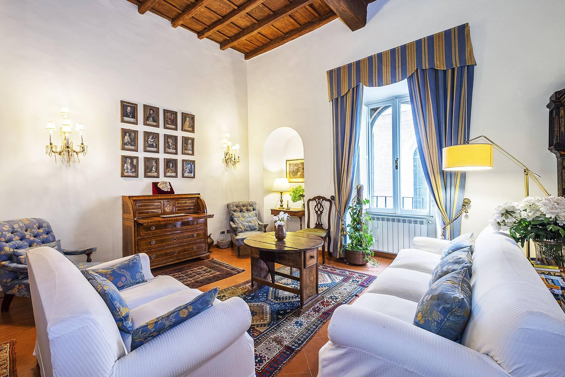 Elegantes Apartment in einem historischen Gebäude, nur wenige Schritte von der Piazza Navona entfernt - 7