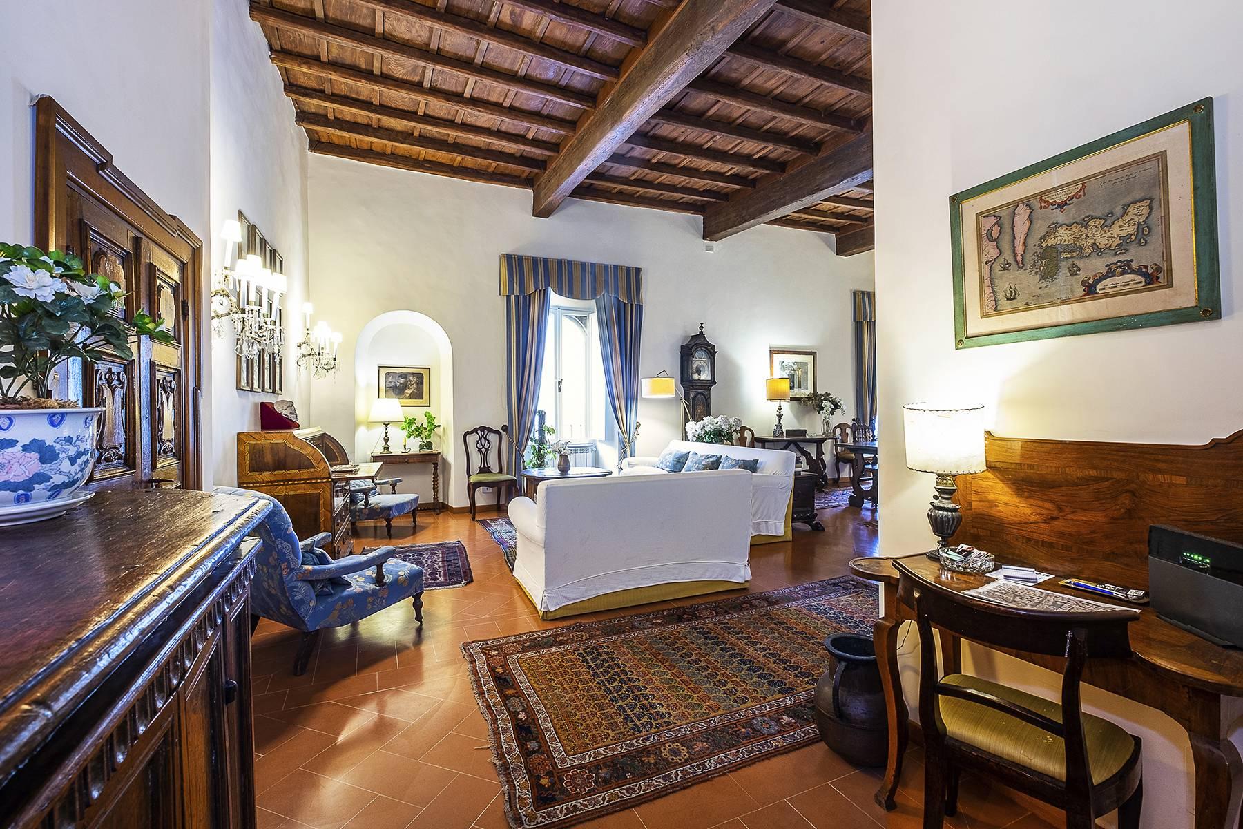 Elegantes Apartment in einem historischen Gebäude, nur wenige Schritte von der Piazza Navona entfernt - 17