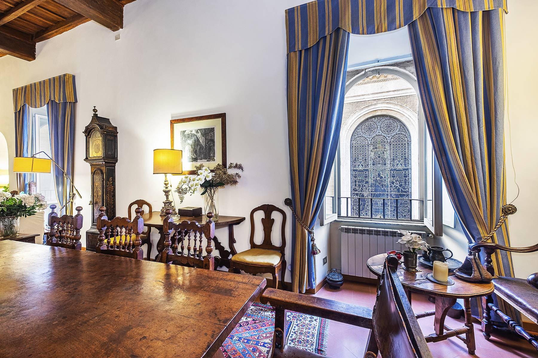 Elegantes Apartment in einem historischen Gebäude, nur wenige Schritte von der Piazza Navona entfernt - 5