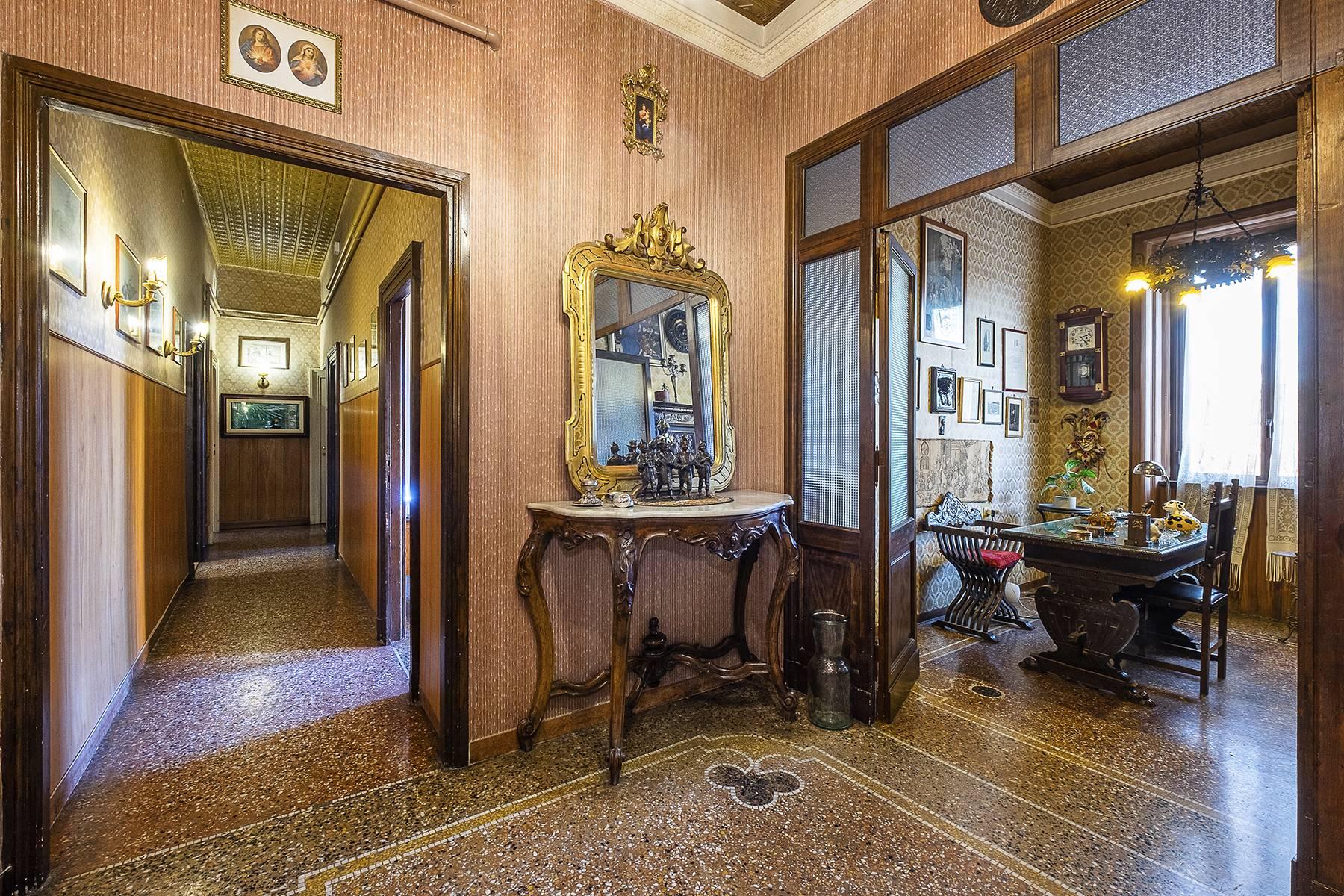 Colle Oppio, elegante appartamento a due passi dal Parco di Traiano - 10