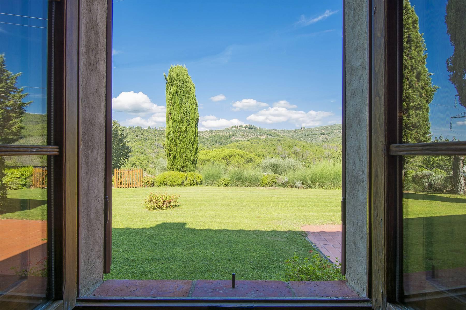House in the Tuscan Hills for Sale - 17