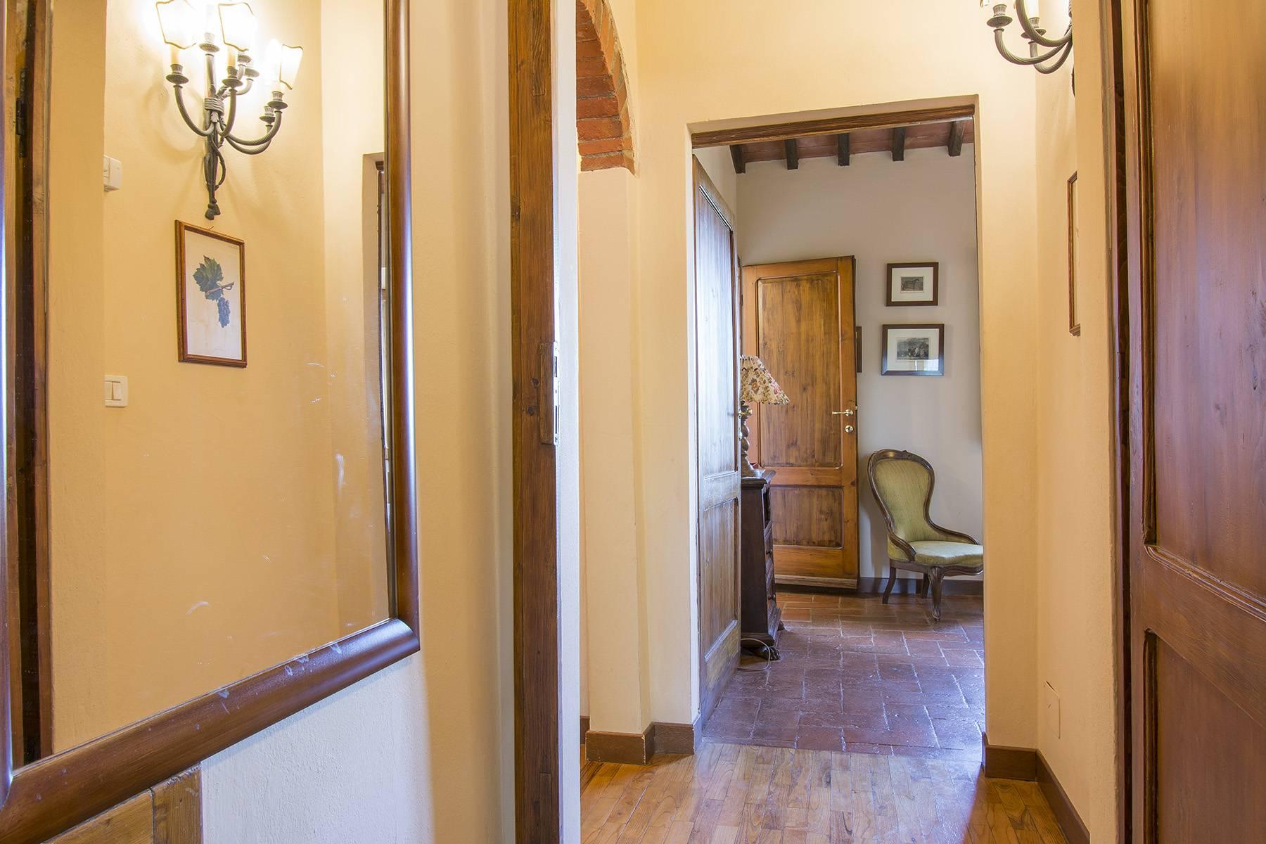 House in the Tuscan Hills for Sale - 16