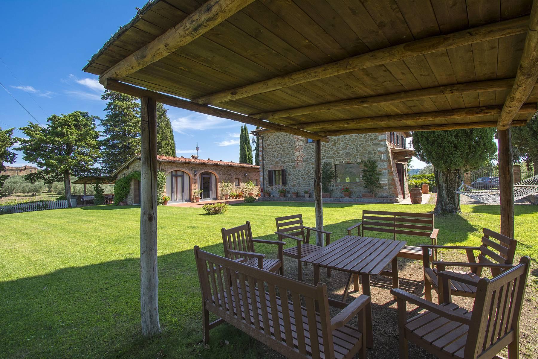 House in the Tuscan Hills for Sale - 4