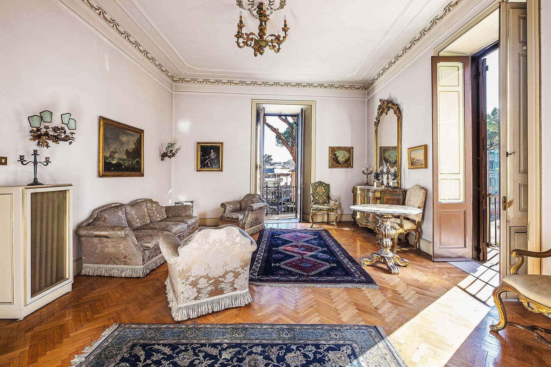 Prestigious apartment of great charm a stone's throw from the Coppedé neighborhood - 6
