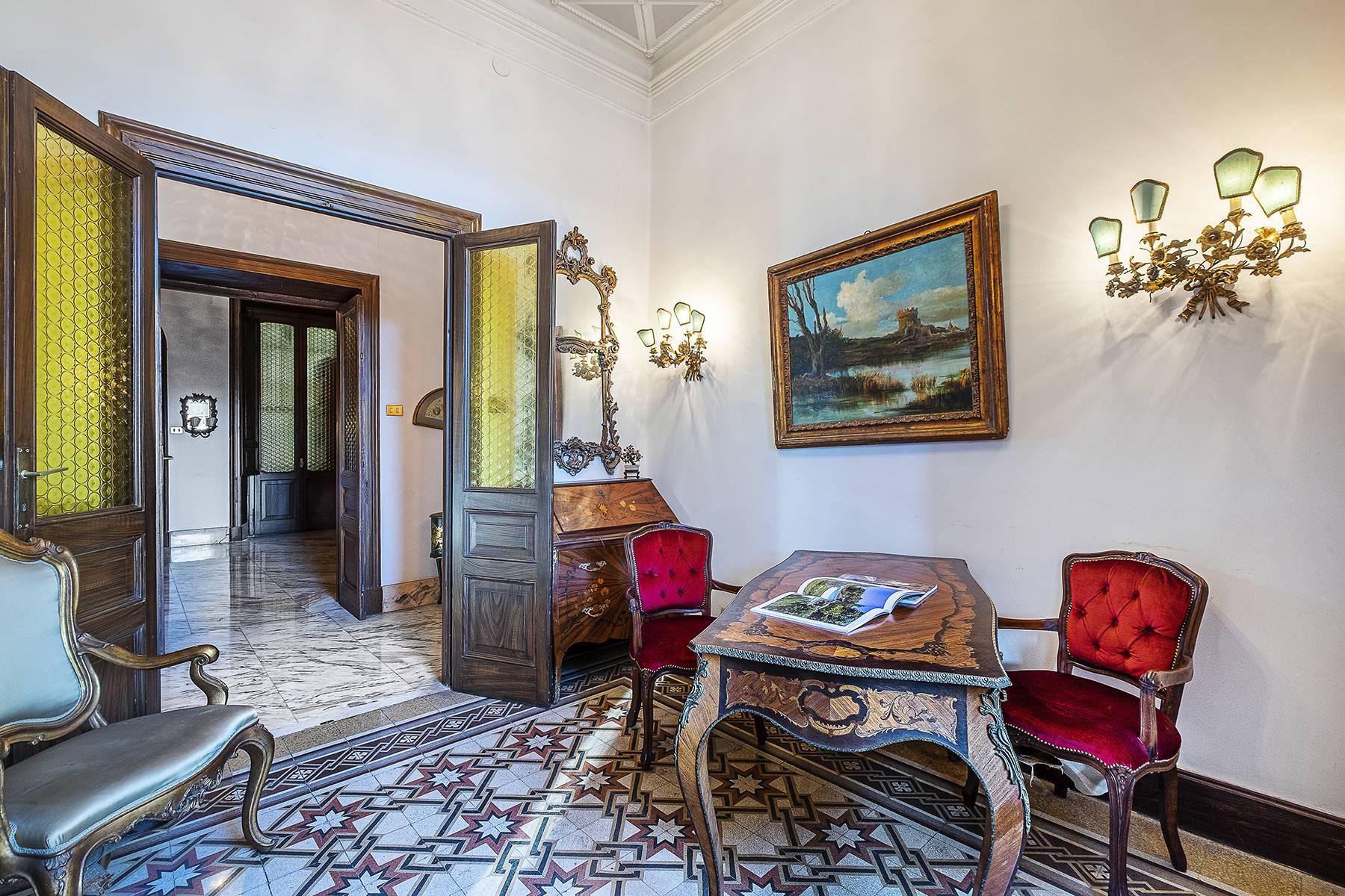 Prestigious apartment of great charm a stone's throw from the Coppedé neighborhood - 14