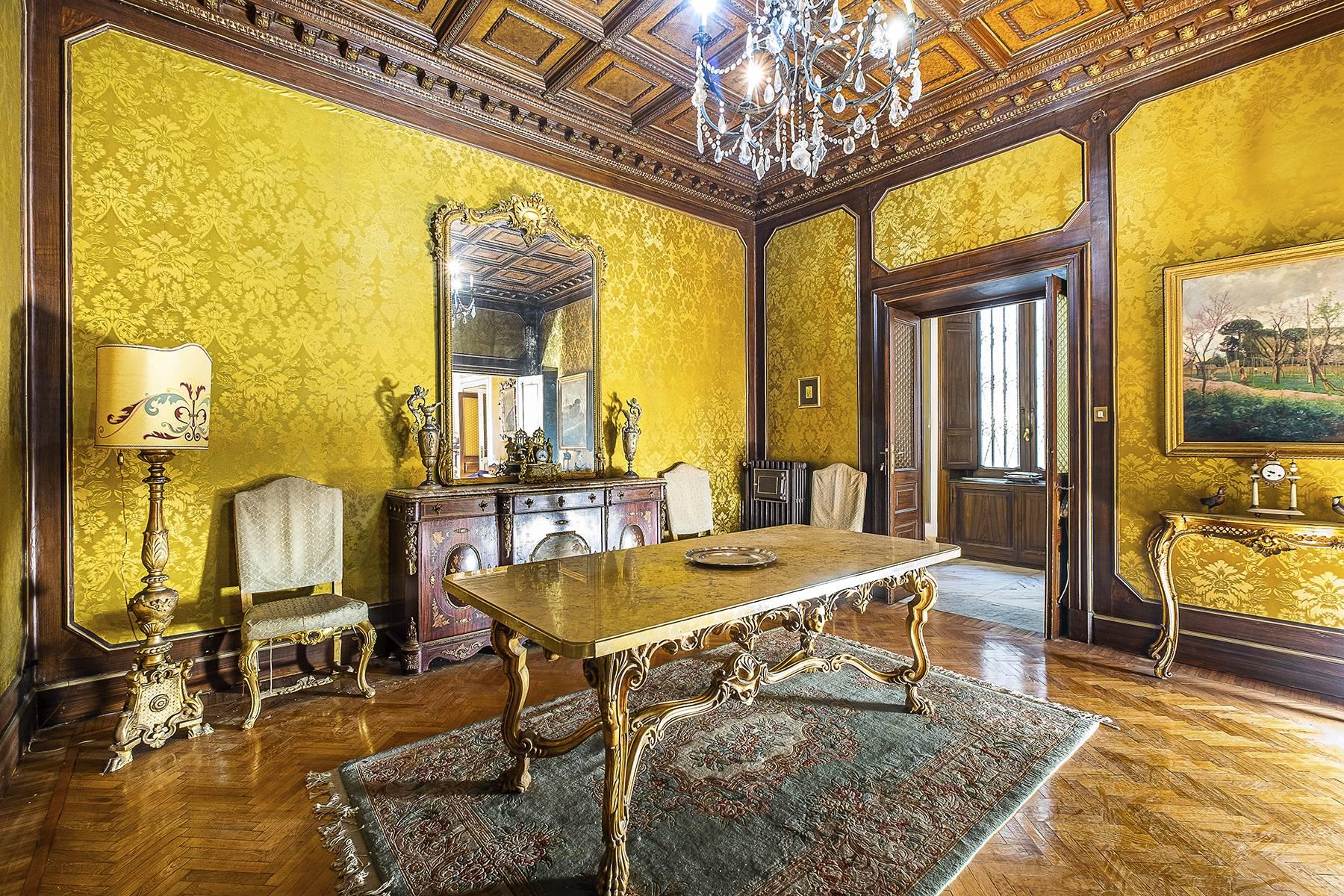 Prestigious apartment of great charm a stone's throw from the Coppedé neighborhood - 11