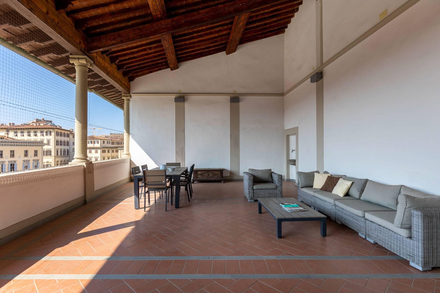 Appartement unique avec vue imprenable sur la place Santa Croce - 3