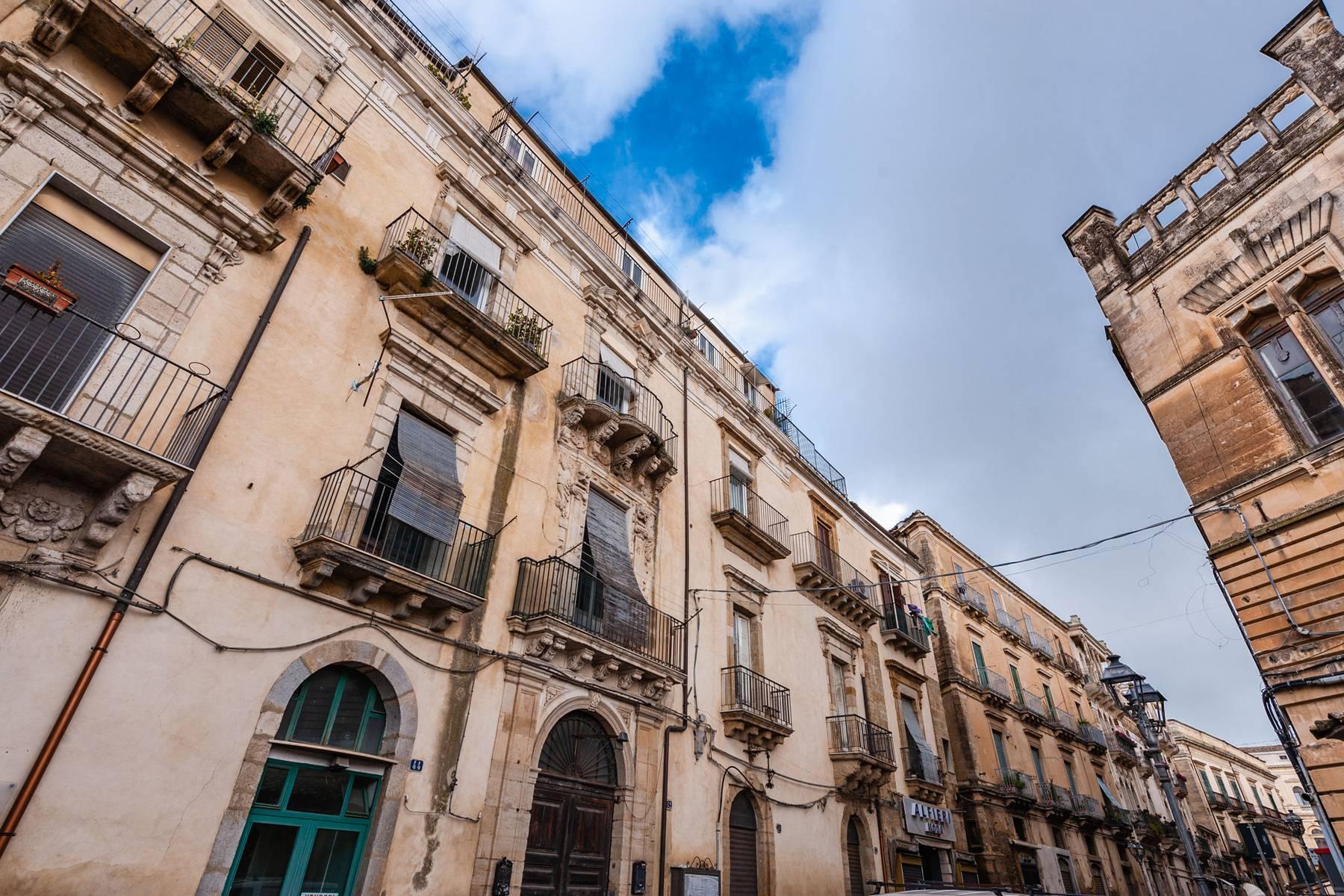 Charming apartment in the historic center of Caltagirone - 33