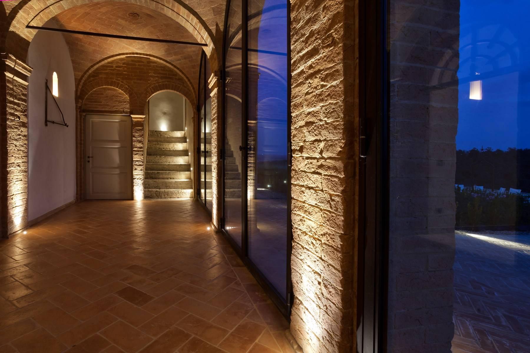 Exceptional luxury villa close to Siena and Montalcino with pool - 8