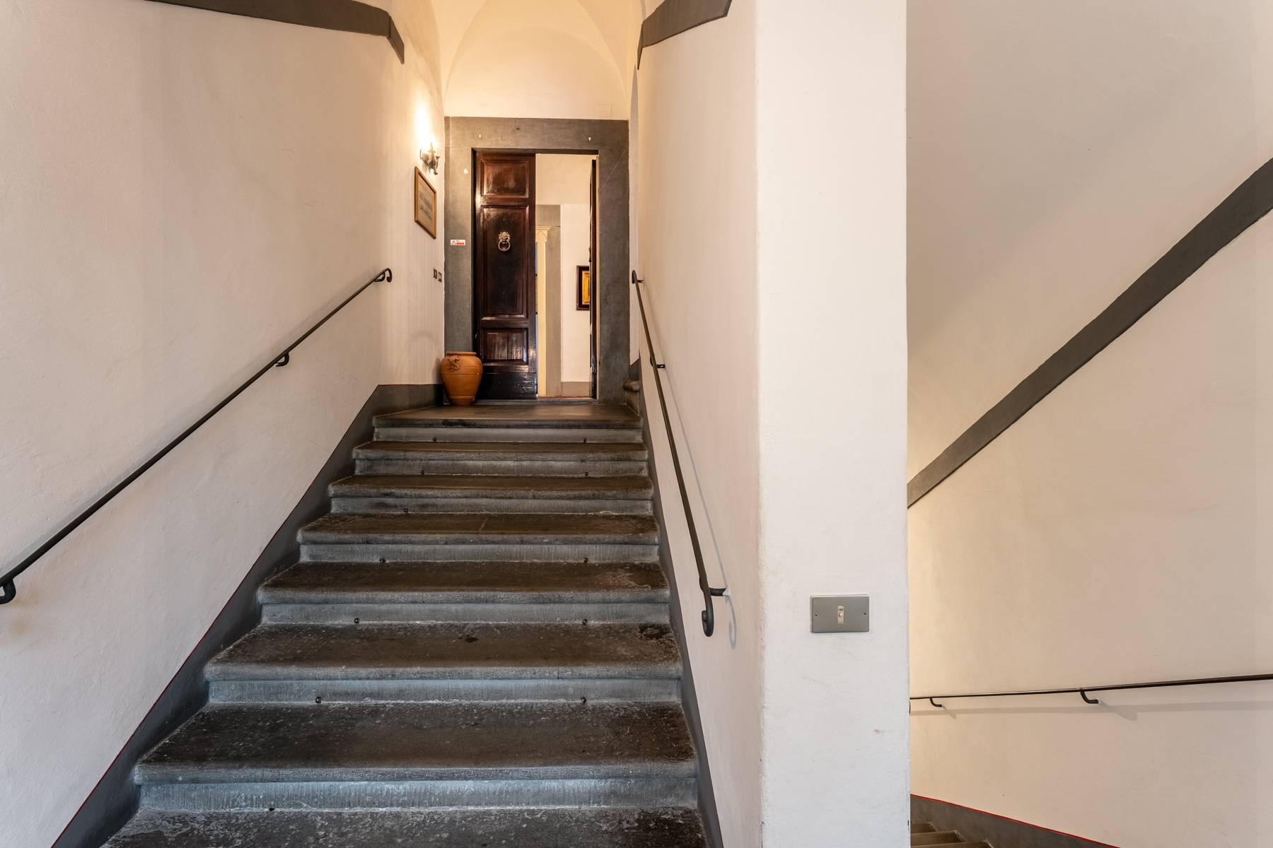 Appartamento in palazzo storico nel cuore di Pisa - 26