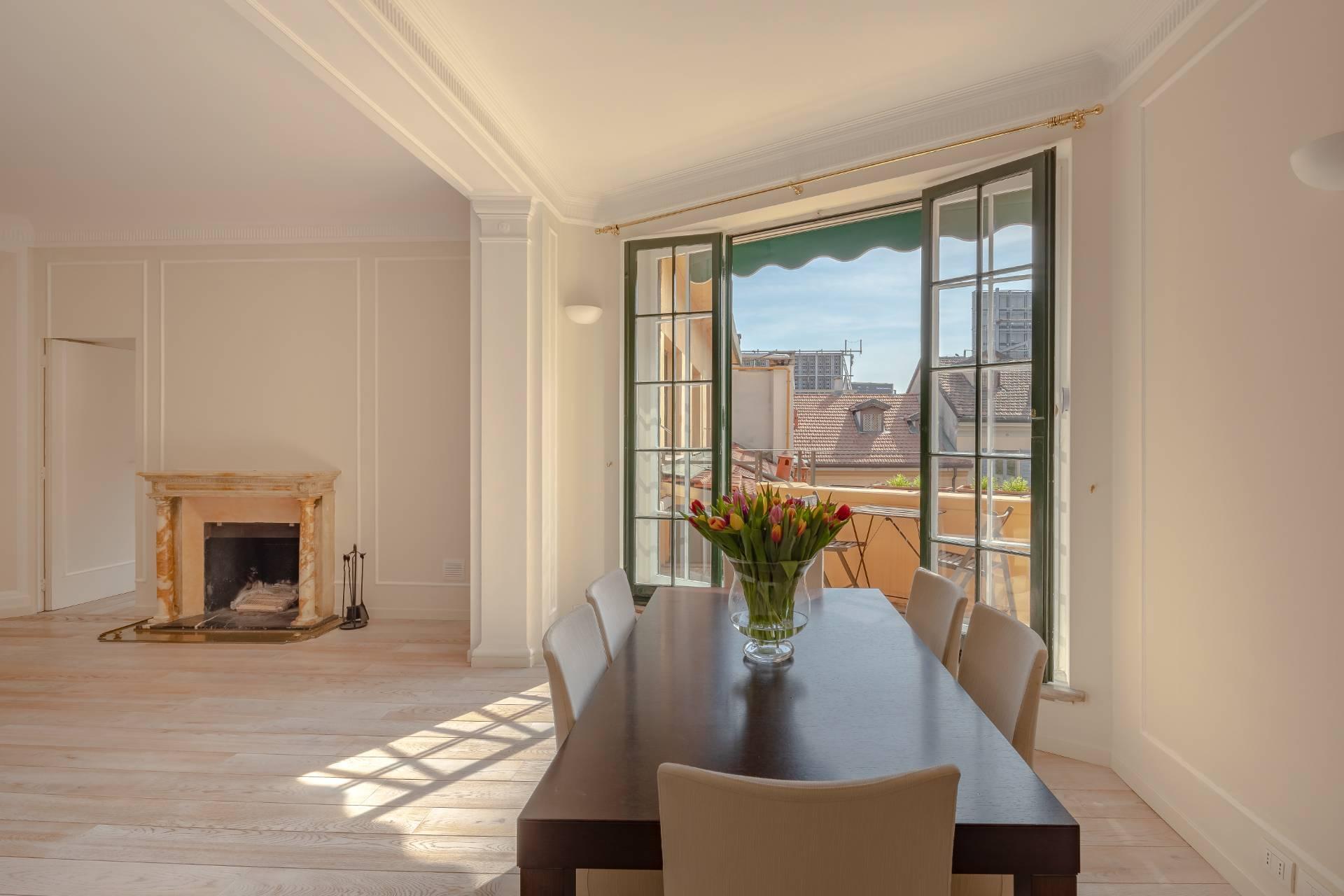 Splendid top floor apartment in the Castello area - 5