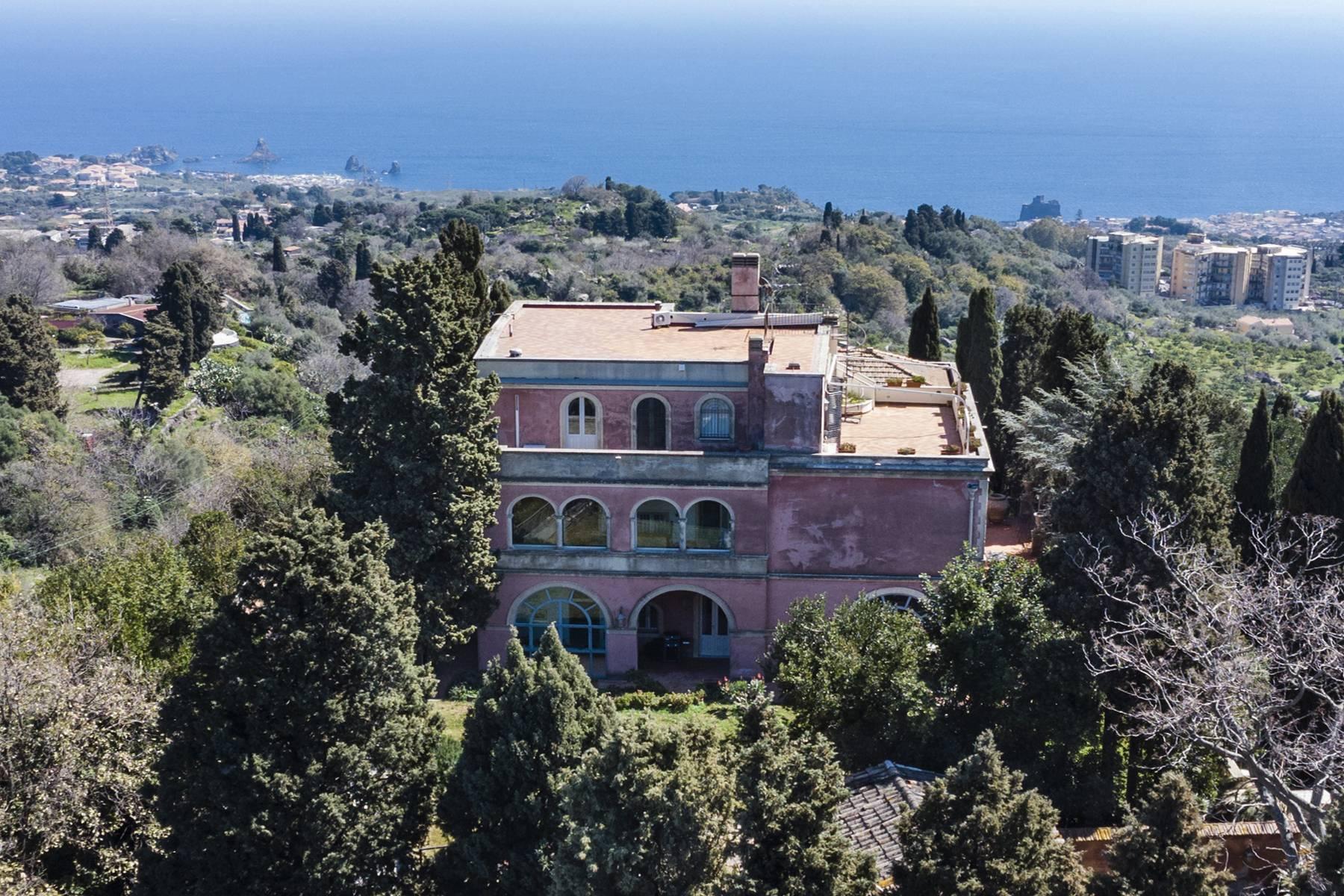 Historic residence on the slopes of Etna - 4