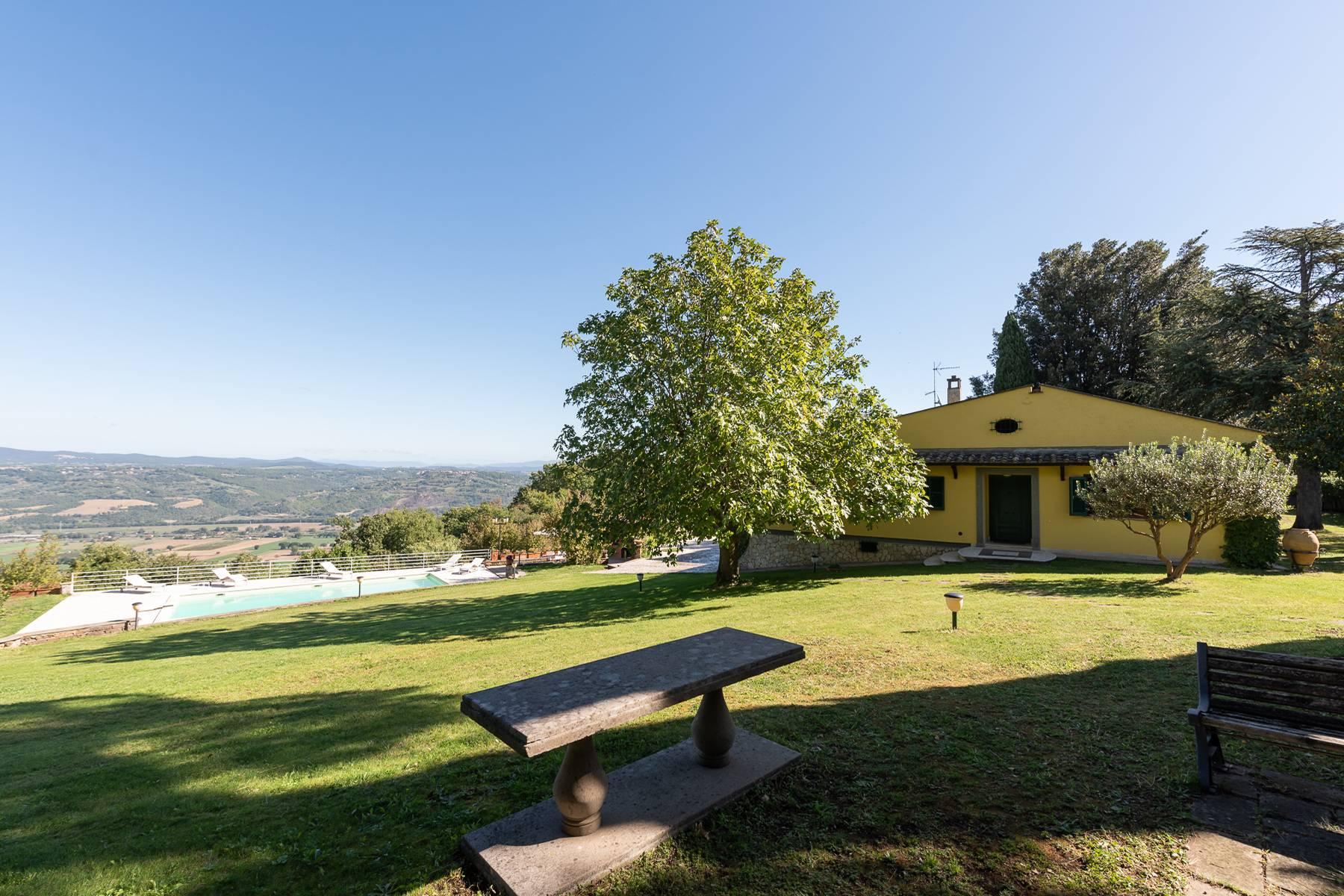 Villa de campagne avec parc et piscine dans le plus beau paysage du Latium - 8