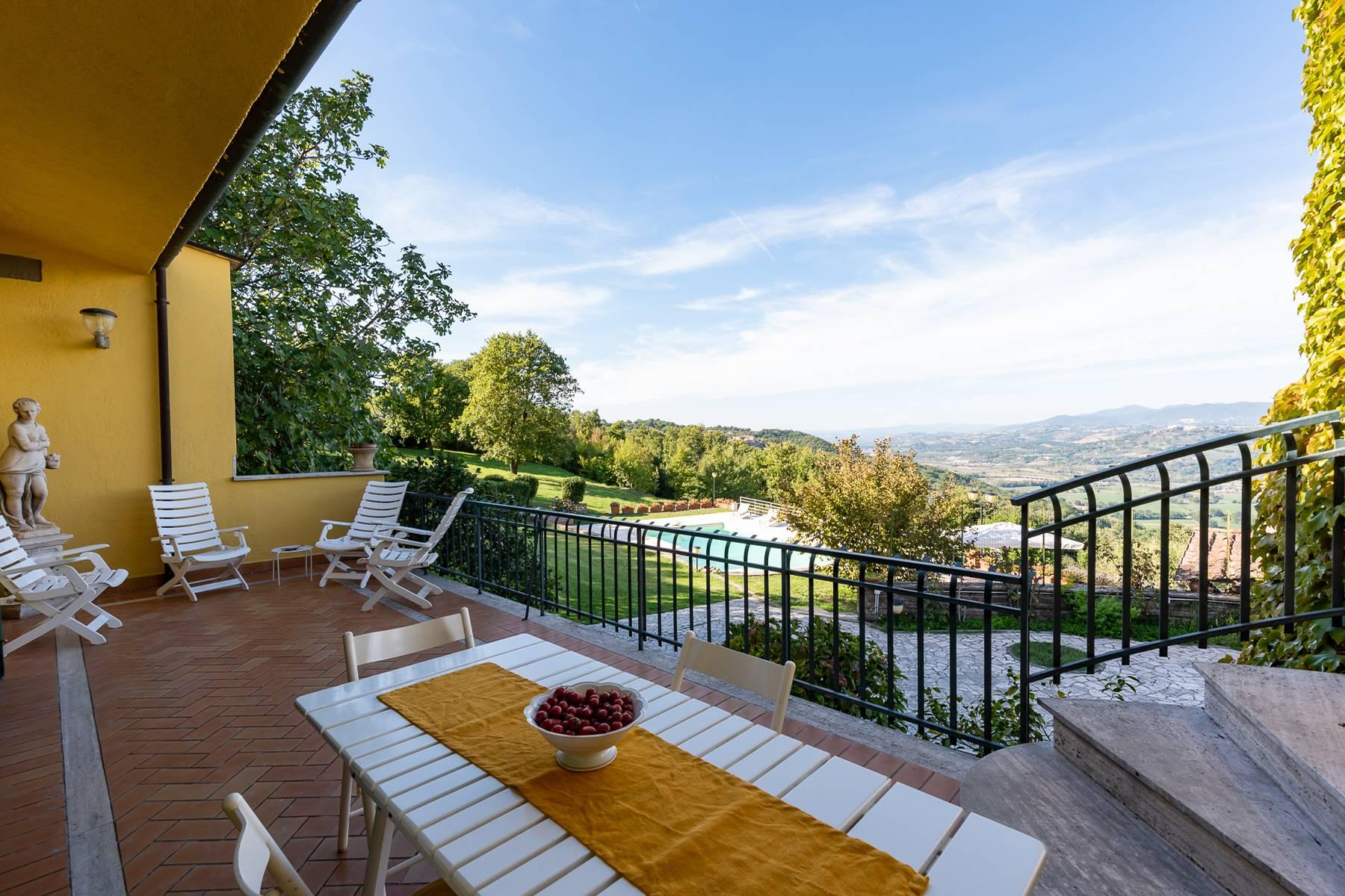 Villa with swimming pool and park in the heart of Tuscia - 12