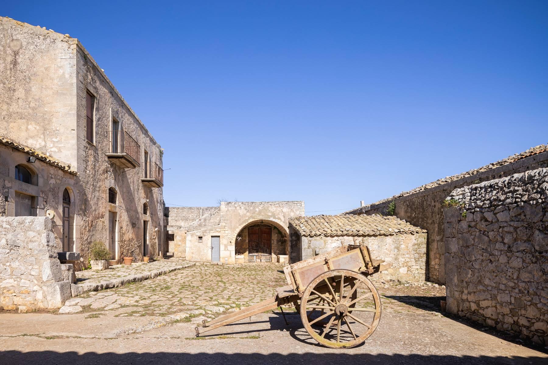 Ancienne ferme sicilienne des années 1800 - 12