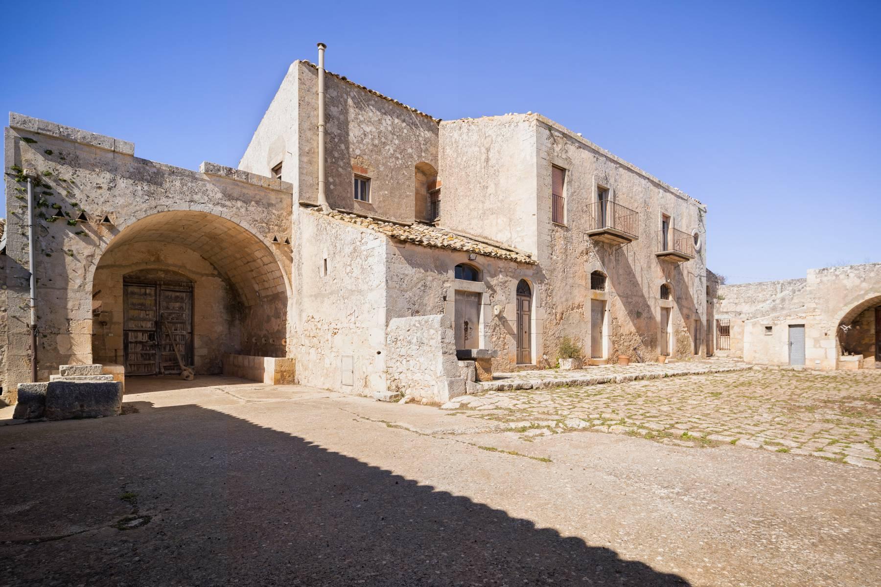 Ancienne ferme sicilienne des années 1800 - 14