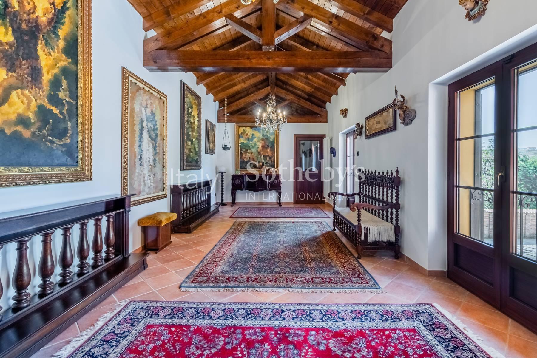 Renovated villa nestled in the Monferrato hills - 11