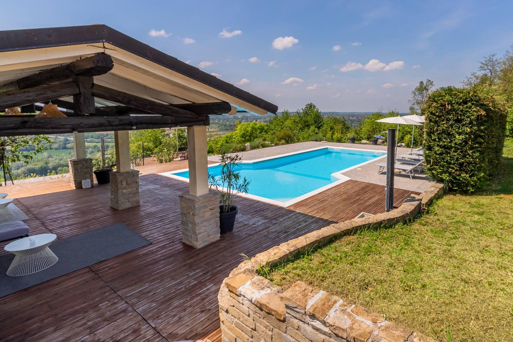 Unique property overlooking the Calanques and the Alps - 1