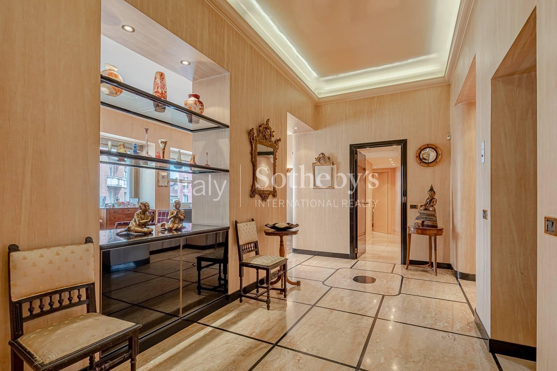 Elegant apartment with period details in the Repubblica area - 2