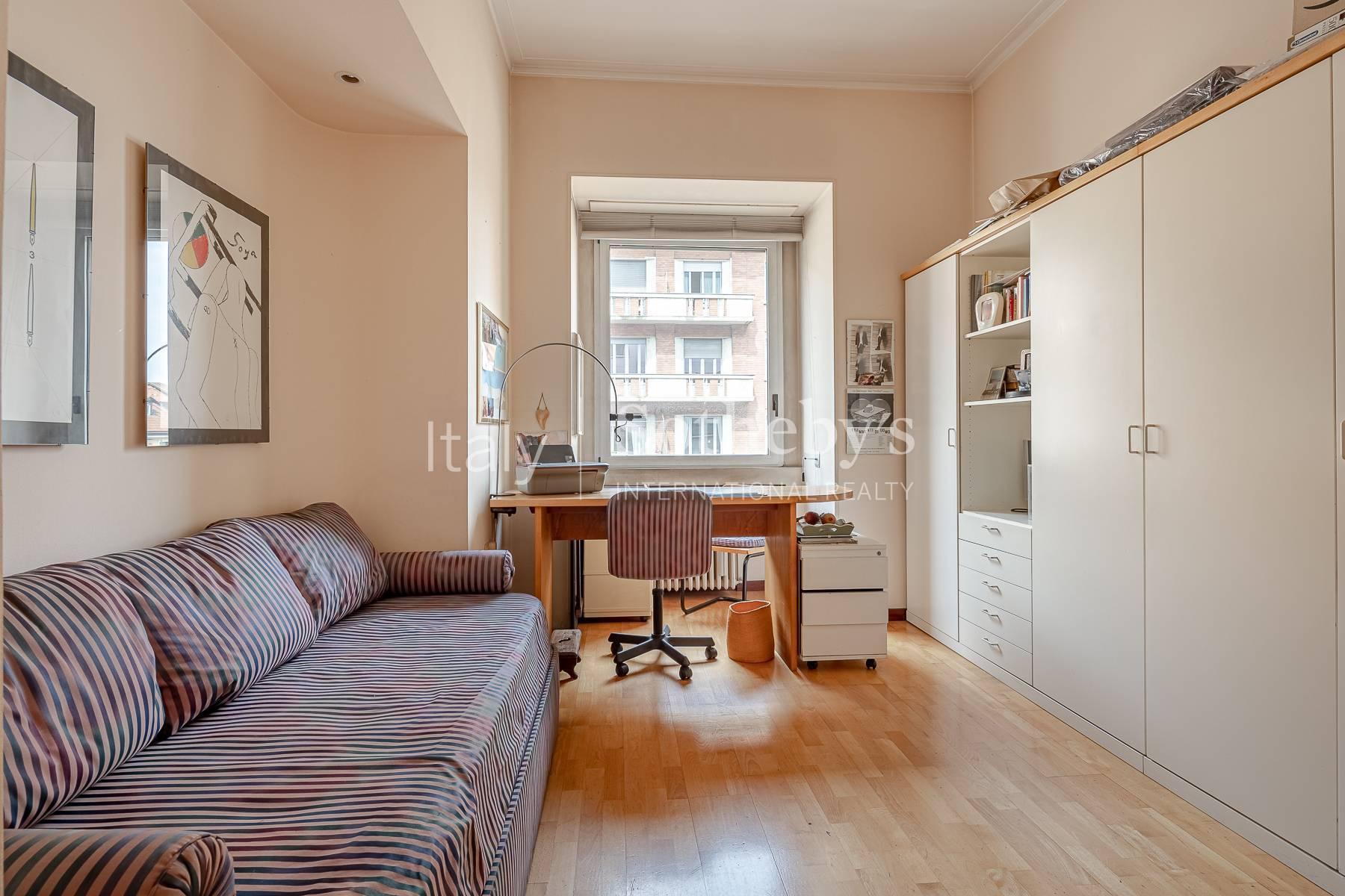 Elegant apartment with period details in the Repubblica area - 12