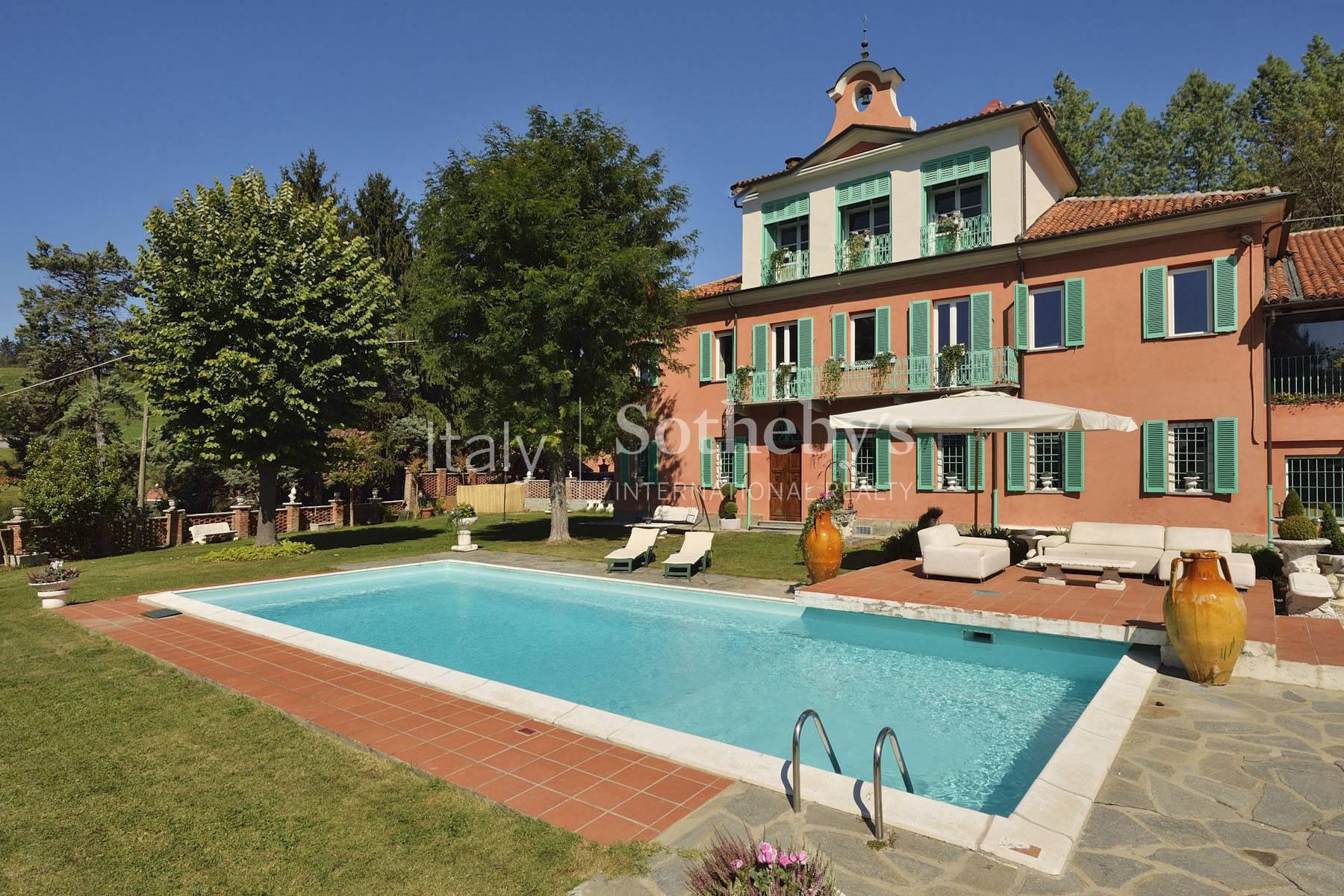 Period villa with swimming pool - 4