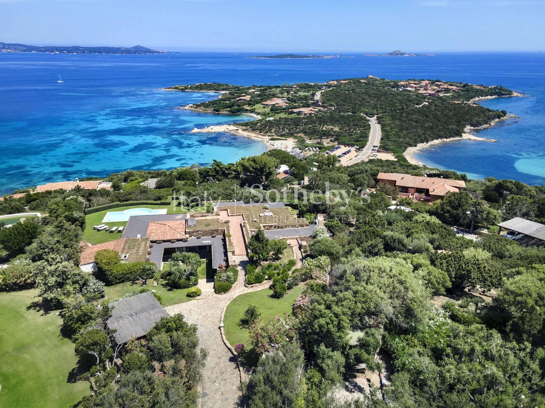Charming villa overlooking the turquoise waters of Porto Rotondo - 31