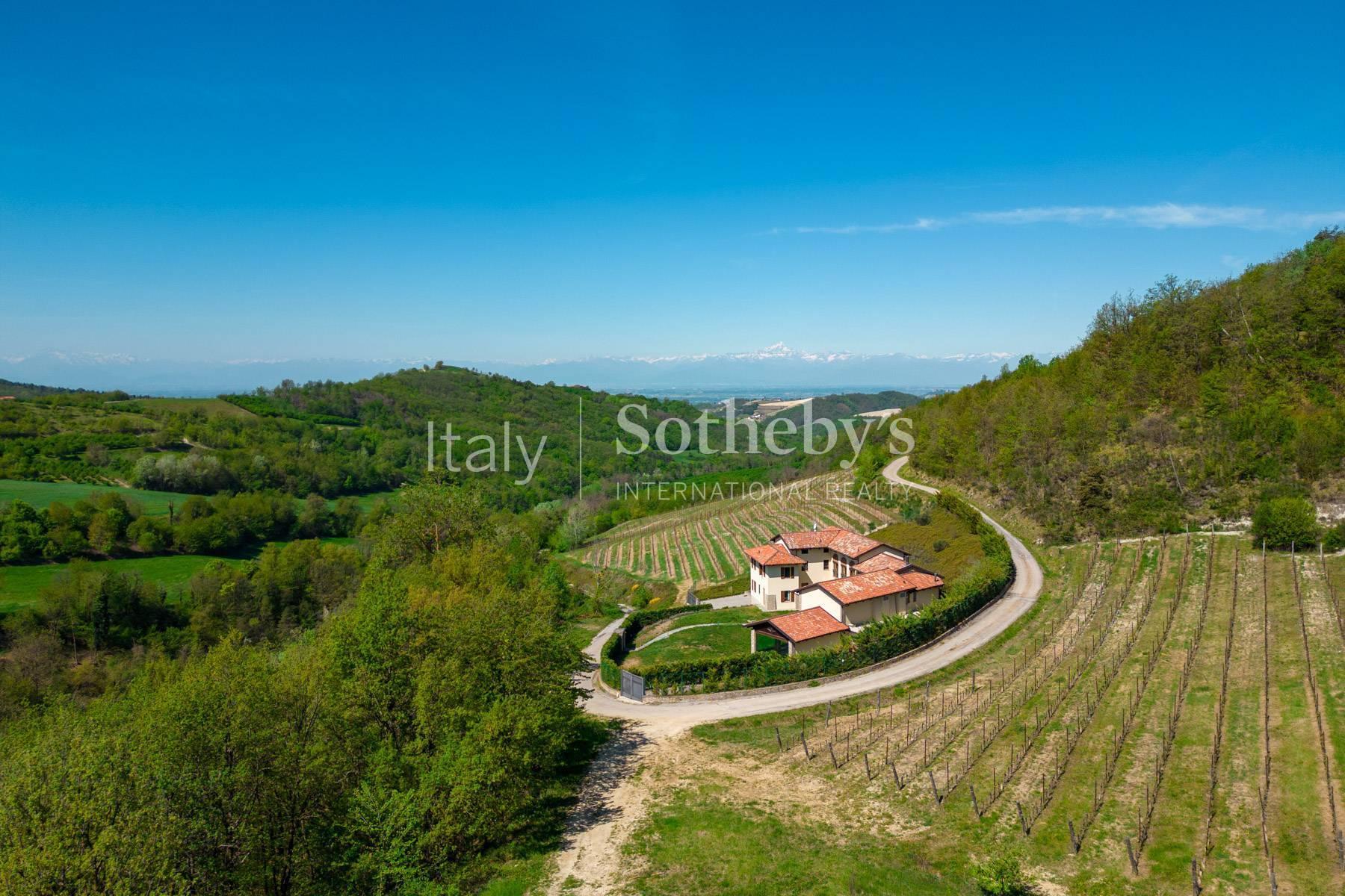 Prestigious villa with vineyards in the heart of the Langhe - 23