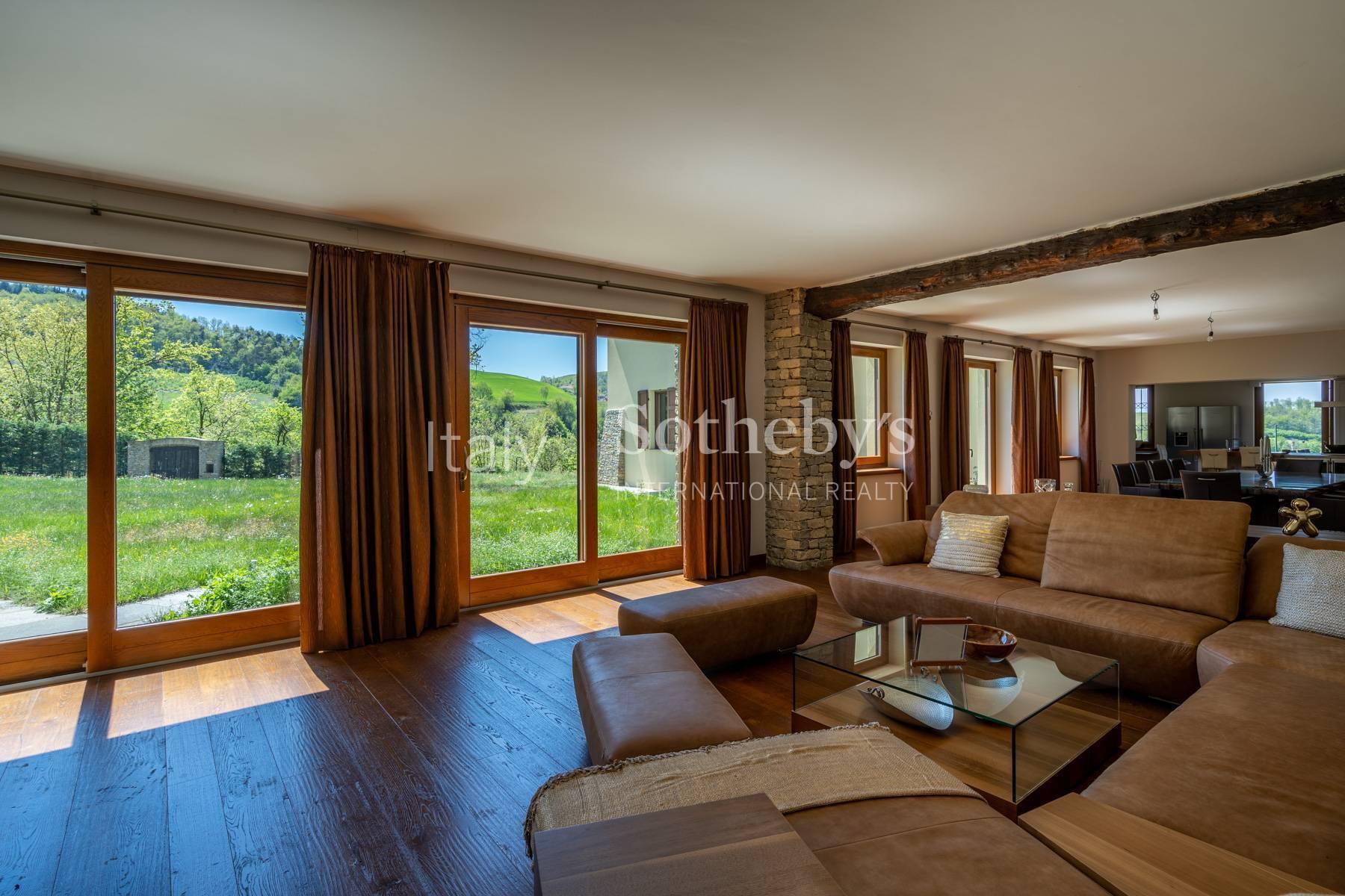Prestigious villa with vineyards in the heart of the Langhe - 6