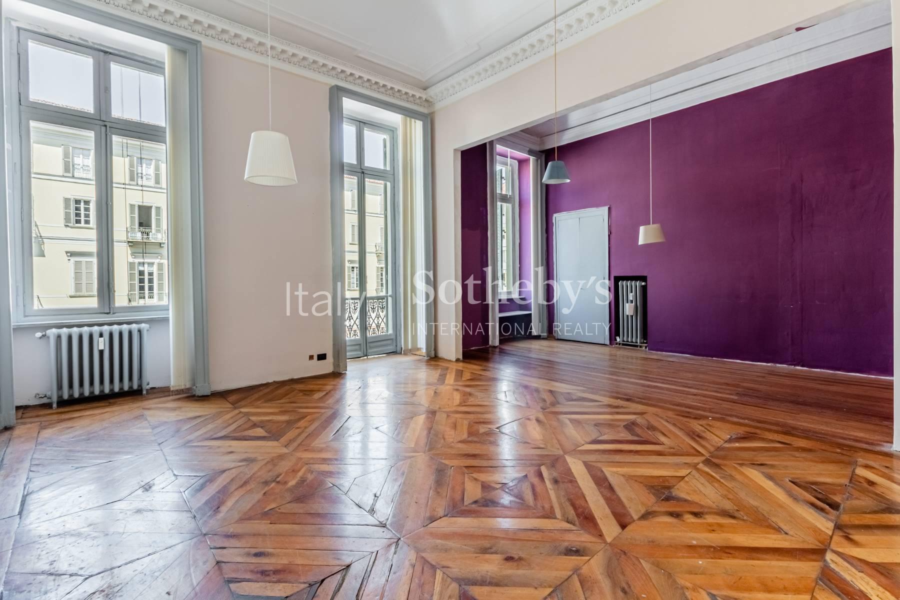 Elegant apartment with terrace in the center of Turin - 14