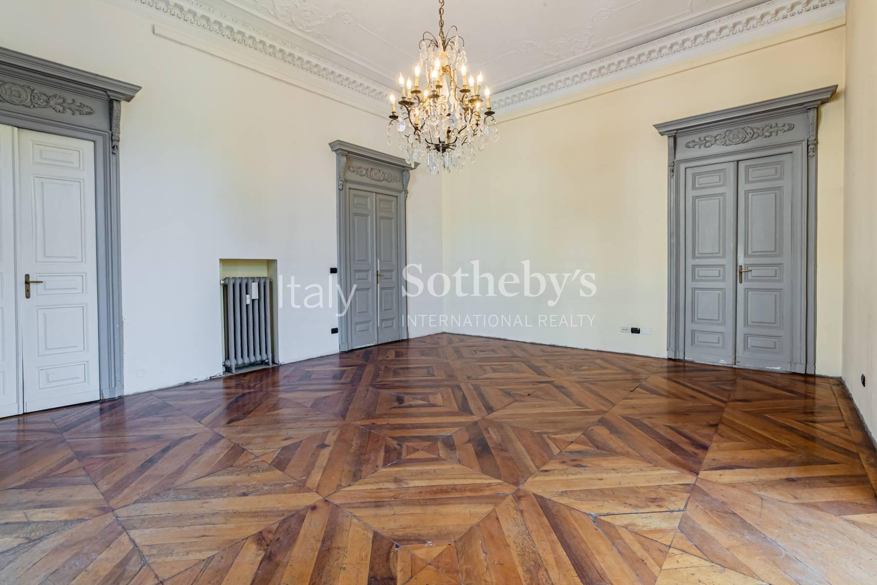 Elegant apartment with terrace in the center of Turin - 22