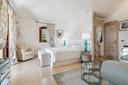 Bellissima villa indipendente con vista mare, in vendita, Arzachena | Sotheby’s Realty Italy - 8