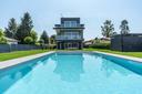 Villa moderna in contesto privato, in vendita, Castelletto sopra Ticino | Sotheby’s Realty Italy - 1