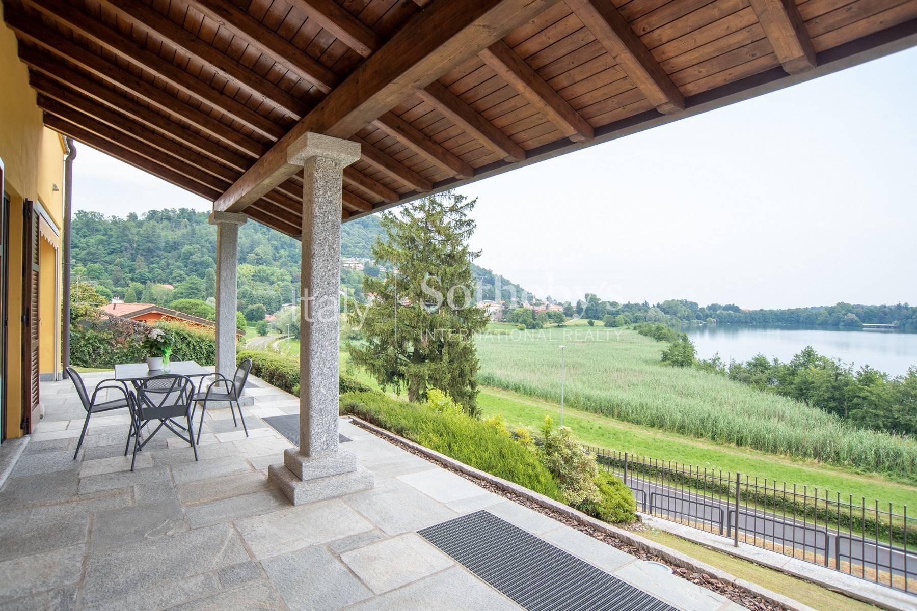 Elegante villa moderna con vista sul lago di Montorfano - 6