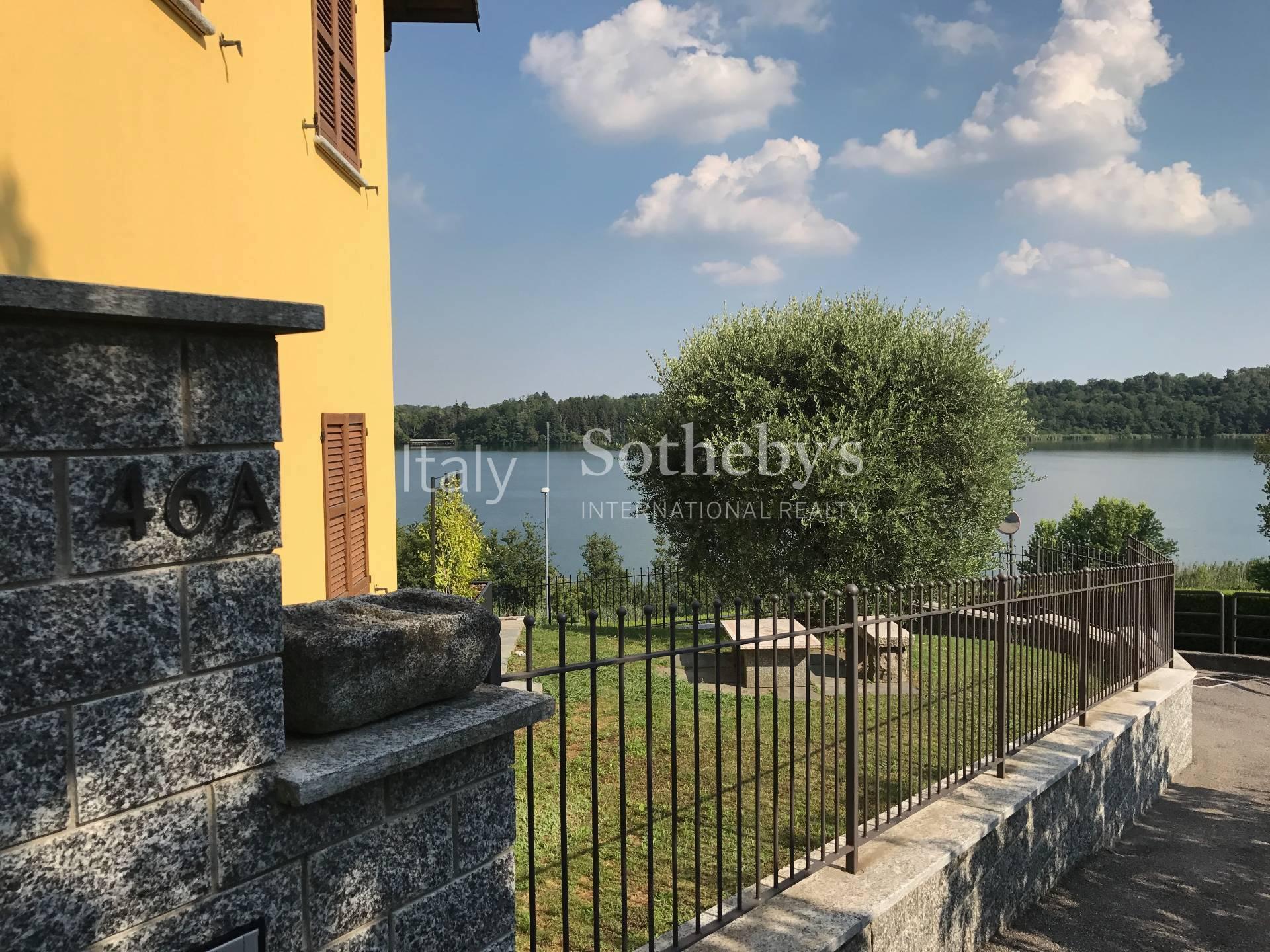 Élégante villa moderne avec une vue sur le lac de Montorfano - 7