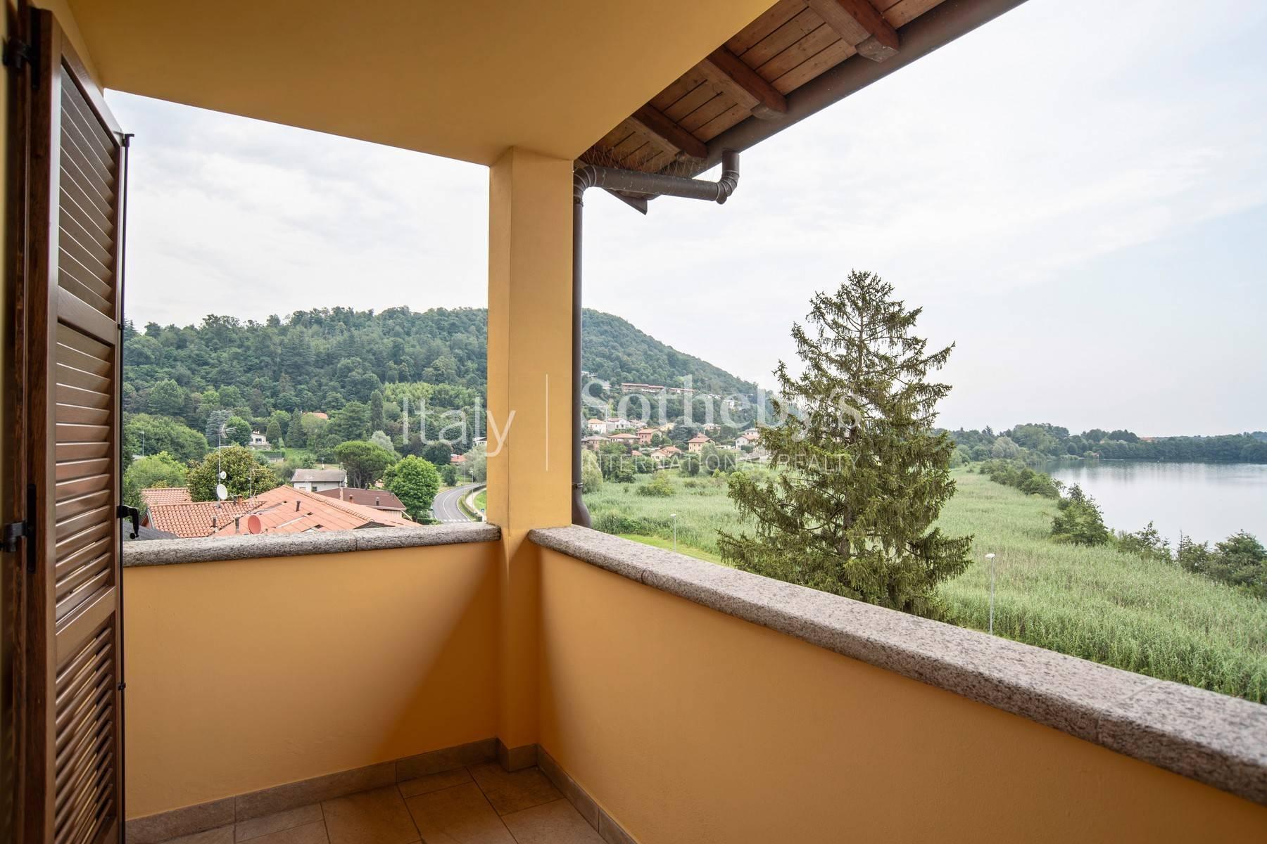 Elegante villa moderna con meravigliosa vista sul lago di Montorfano - 18