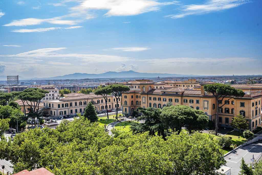 Renovated penthouse with double terrace | Penthouse Rome | Sotheby’s ... - Top Floor Penthouse Rome With Pool