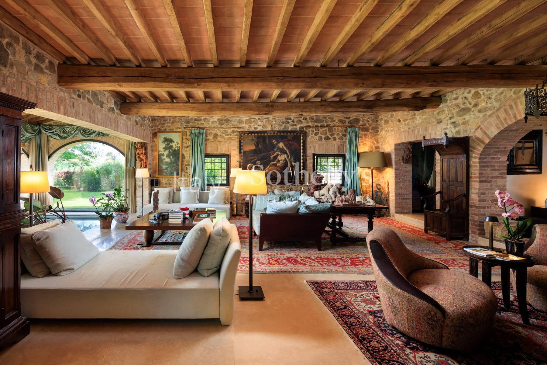 Exceptional villa with indoor and outdoor pool close to Siena - 10