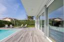 Elegante villa minimalista ad alta efficienza energetica, in vendita, Guanzate | Sotheby’s Realty Italy - 4