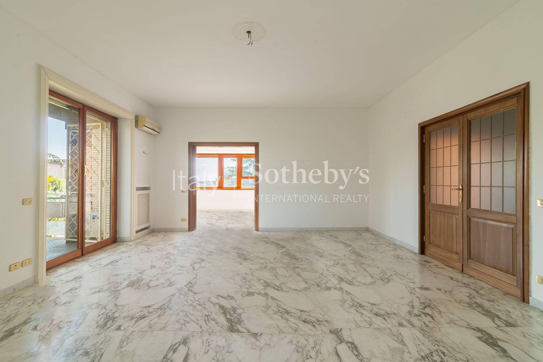 Splendido appartamento sul verde e tripla esposizione, in vendita, Roma | Sotheby’s Realty Italy - 2