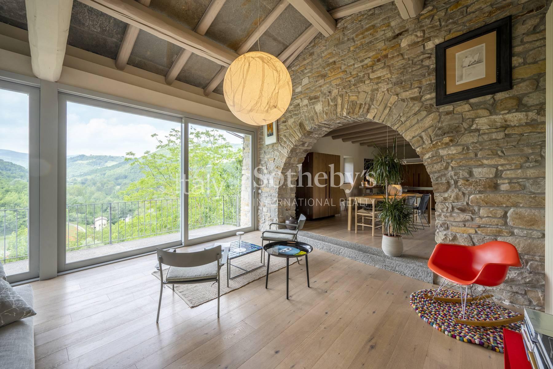 Sophisticated Colombara House in Val Luretta - 10
