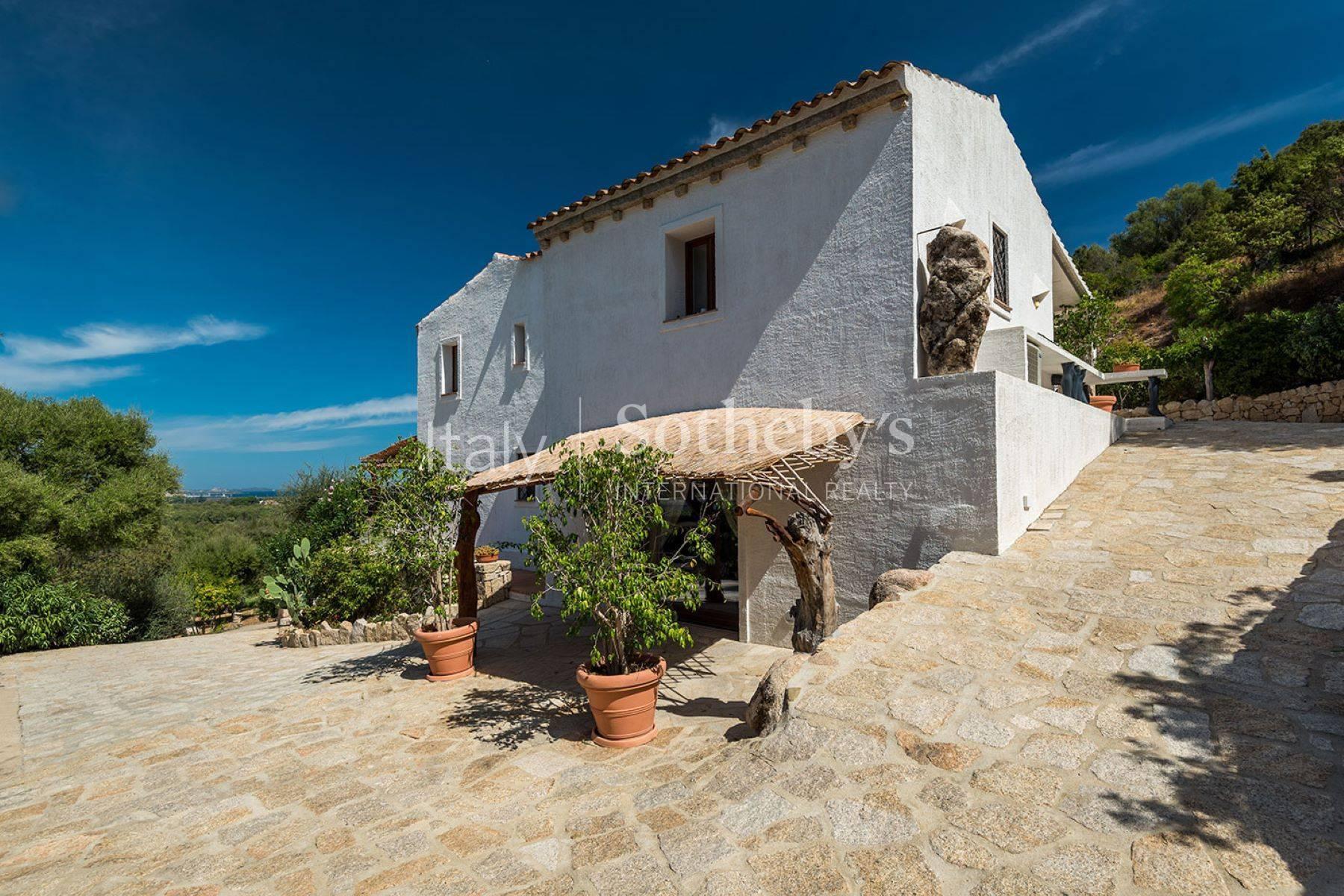 Villa immersa nel verde, a pochi minuti da Porto Cervo, in vendita, Arzachena | Sotheby’s Realty Italy - 25