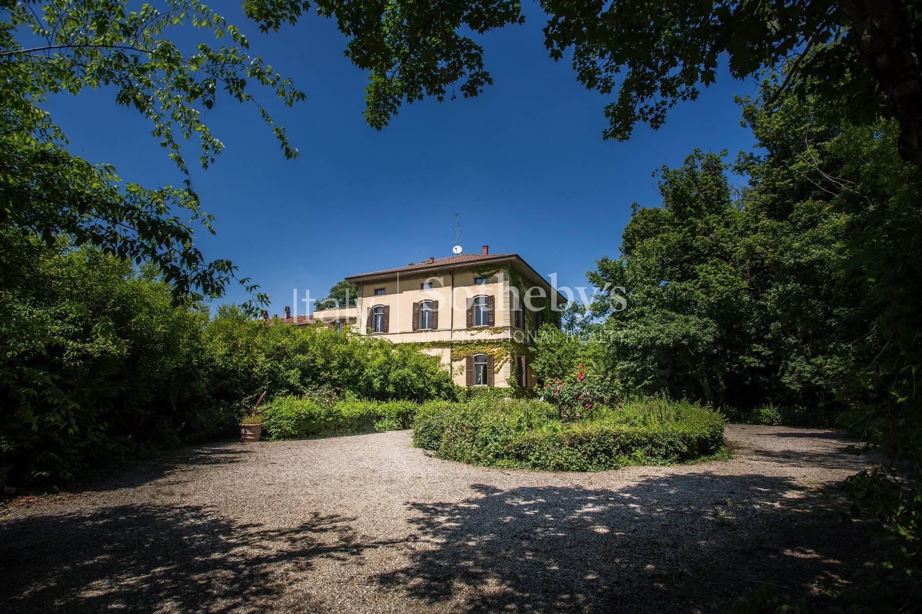 位于Cremona乡村内且拥有大公园的历史久远的别墅 - 2