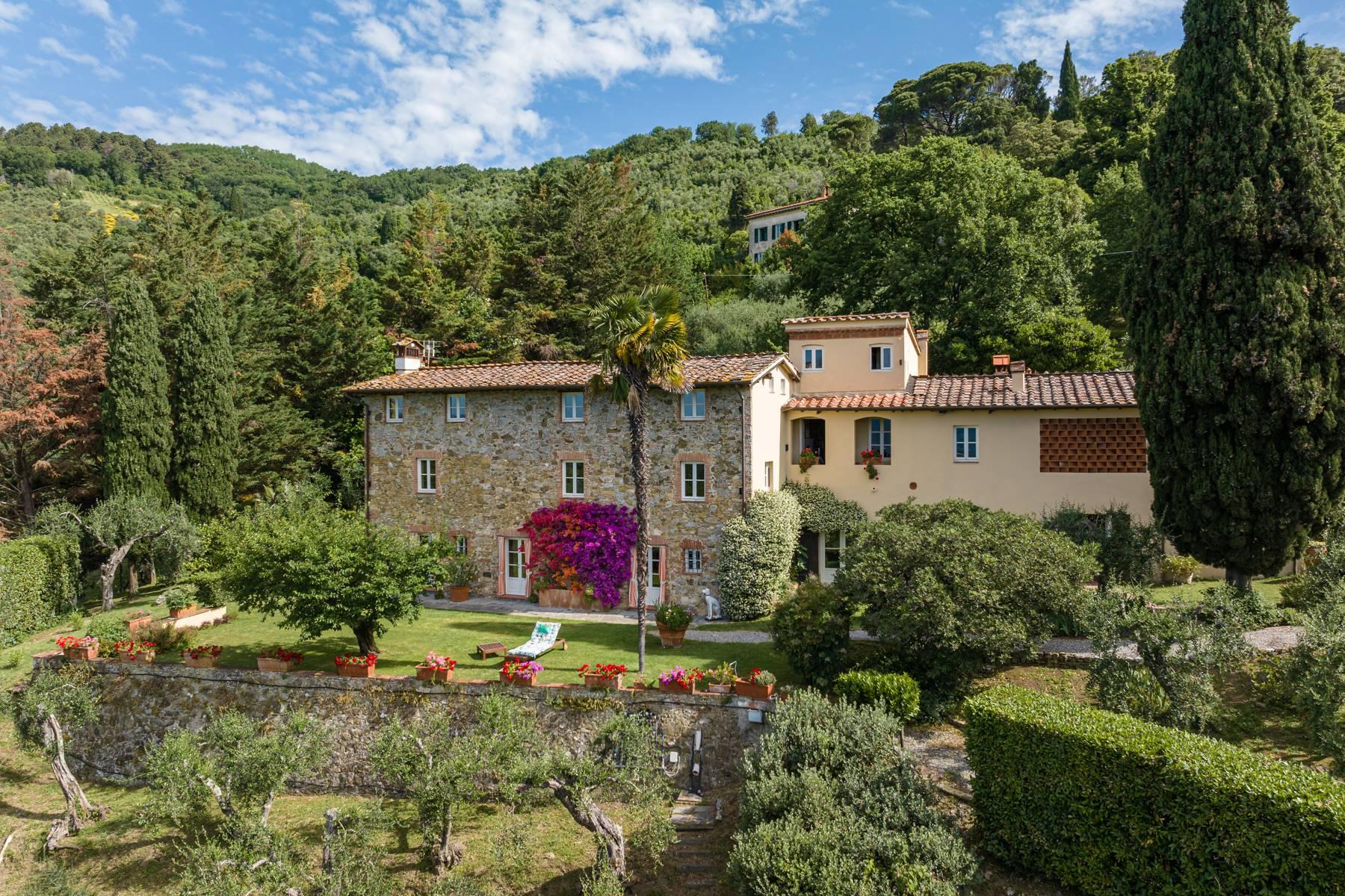 Elegantes Bauernhaus mit Panoramablick über die Hügel von Lucca - 1