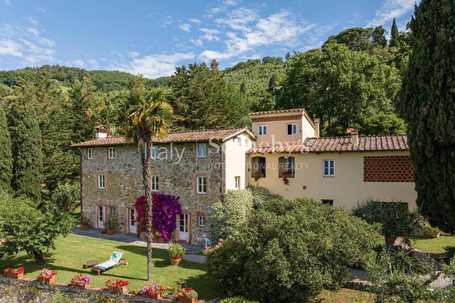 Elegant farmhouse with panoramic view over the hills of Lucca - 29