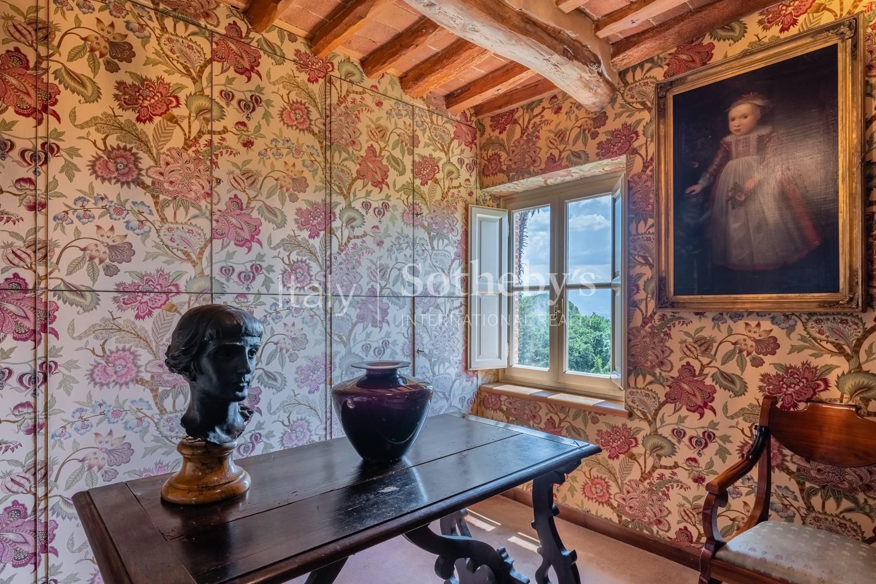 Elegant farmhouse with panoramic view over the hills of Lucca - 22
