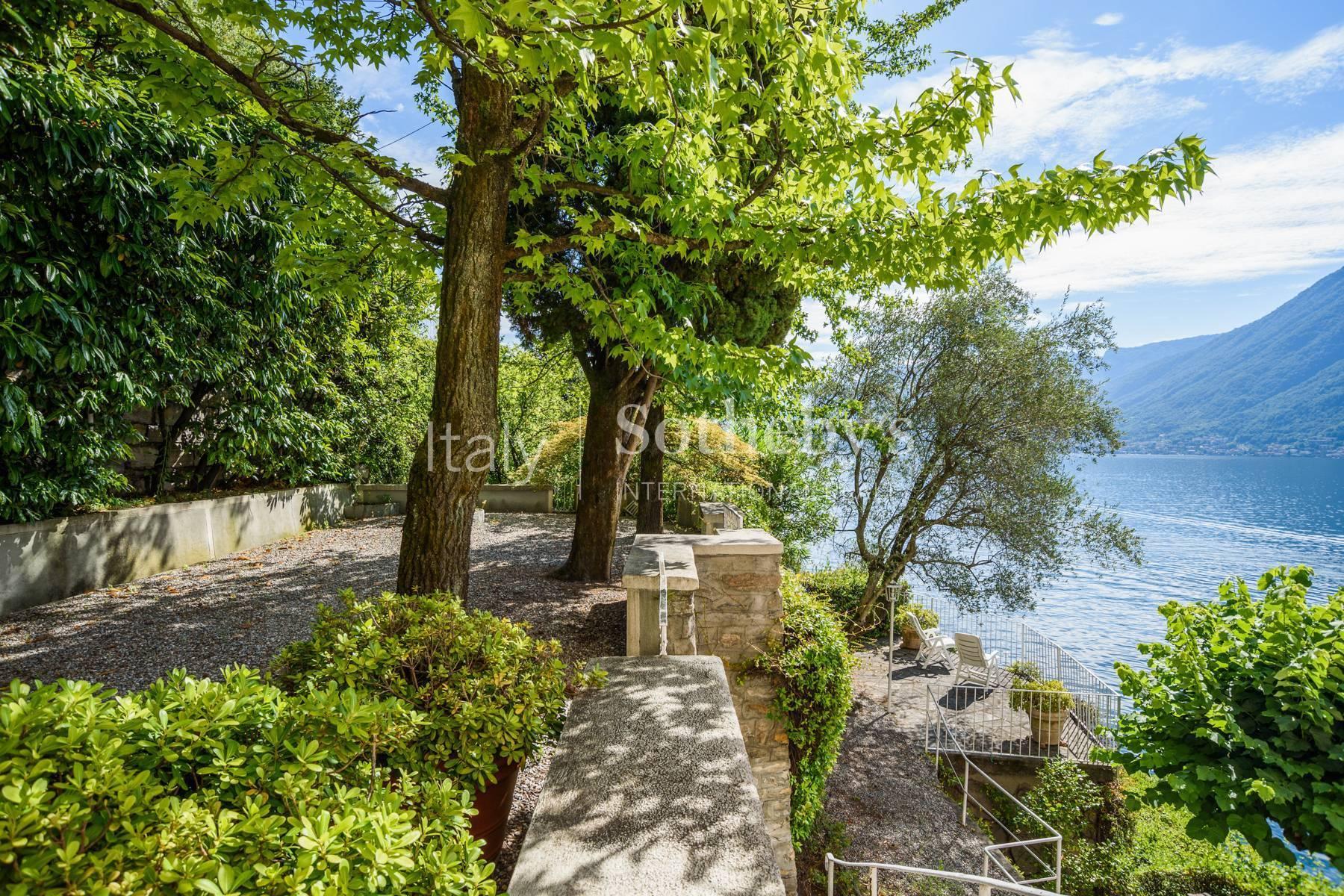 Spettacolare villa a picco sul lago - 6